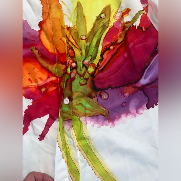 STYLEWE Women’s Button down blouse w/watercolor floral pattern & cuff sleeves - Picture 7 of 9